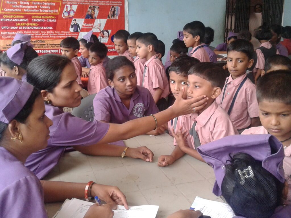 Shivram Samajik Vikas Sansthan (SSVS) organizes a free health check-up camp for students